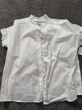 Women’s White Ruffle-Trim Button Front Blouse